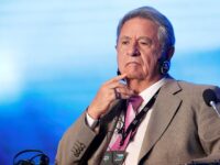 Eduardo Duhalde presidente argentina, conferencias, speaker