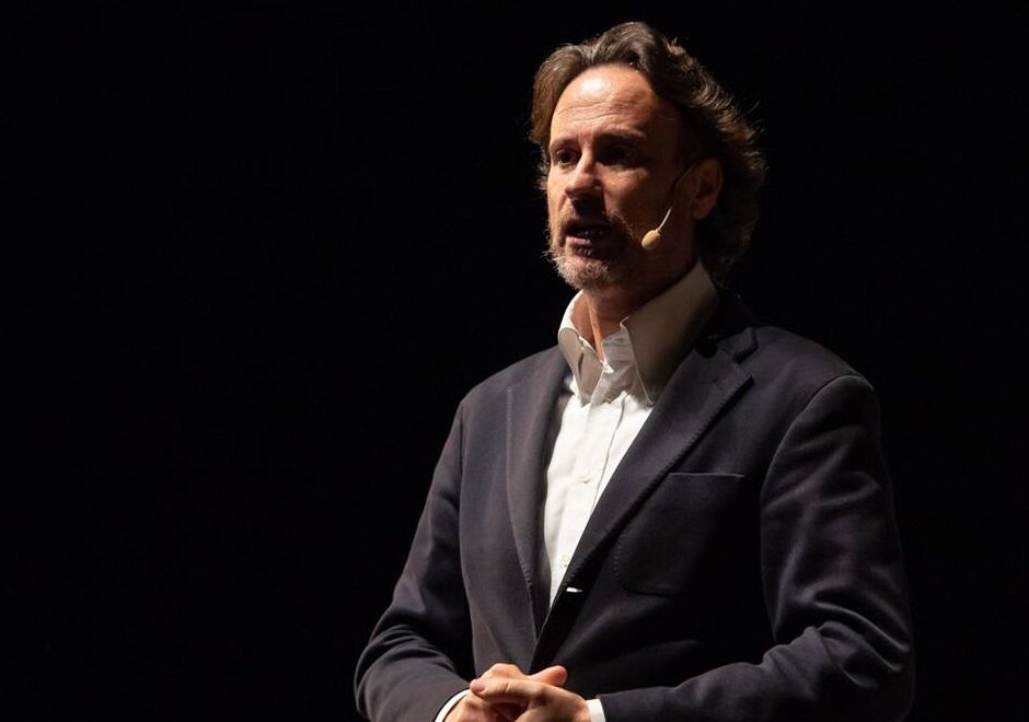 Victor Kuppers speaker, conferencias, felicidad, optimismo