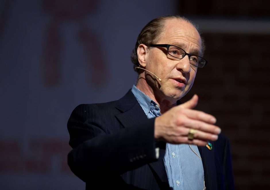 RAY KURZWEIL