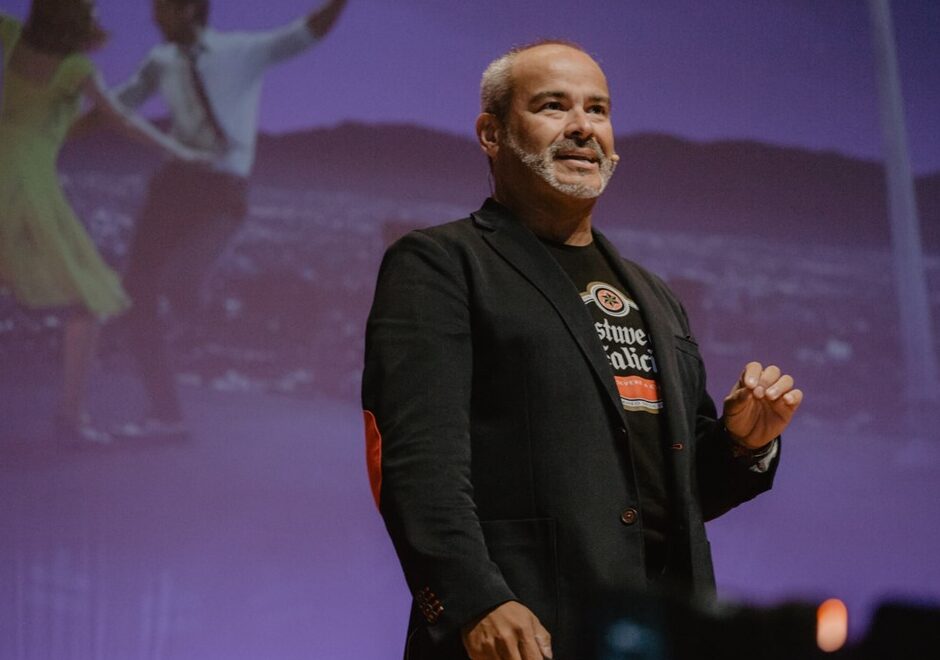 Javier Sirvent, conferencias, speaker, IA, innovación, tecnología